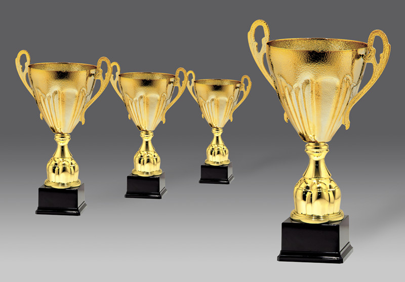 Puchar G24115 4, &oslash;18, h.42 (produkt niedost�pny) puchary statuetki medale