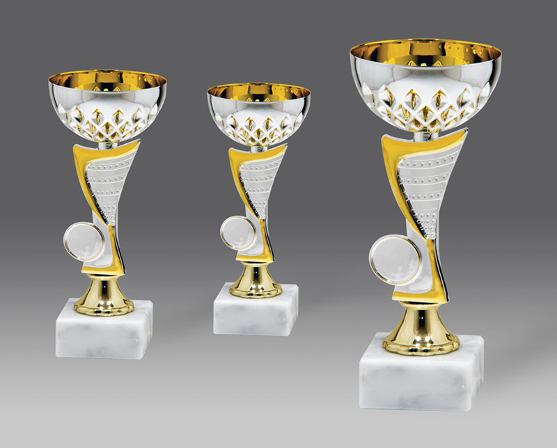 Puchar G24513 3, &oslash;8, h.21 (produkt niedost�pny) puchary statuetki medale