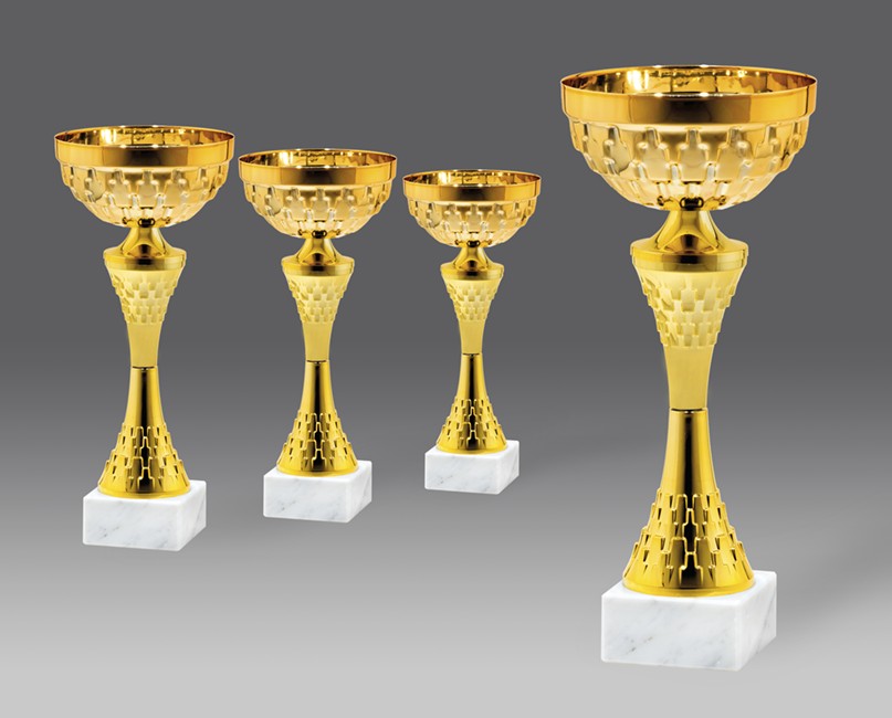 puchar G25521 4, &oslash;14, h.33 puchary statuetki medale