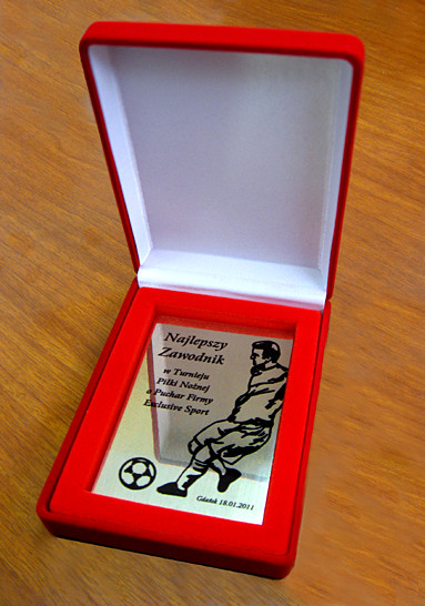 ozdobne etui okoliczno�ciowe z tabliczk� (produkt niedost�pny) puchary statuetki medale